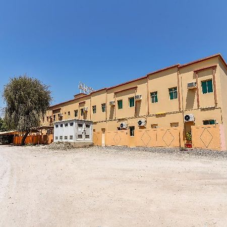 Oyo 181 Royal Plaza Residence Ras al-Khaimah Esterno foto