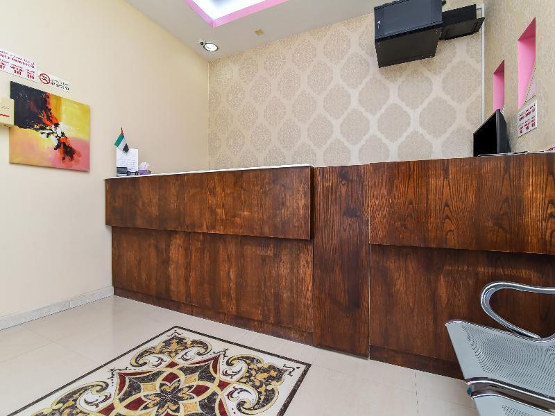 Oyo 181 Royal Plaza Residence Ras al-Khaimah Esterno foto